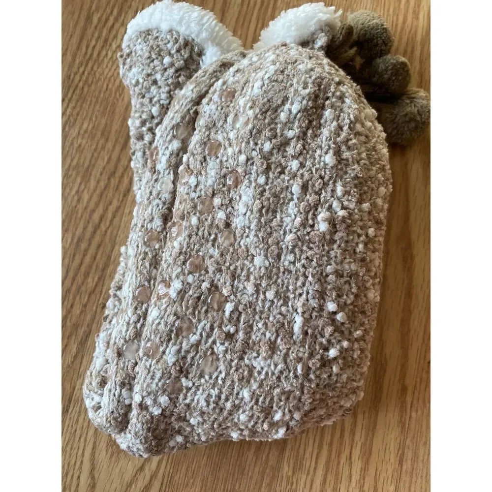 Shiraleah Grace Slipper Socks Baby it's Cold Outside Oatmeal